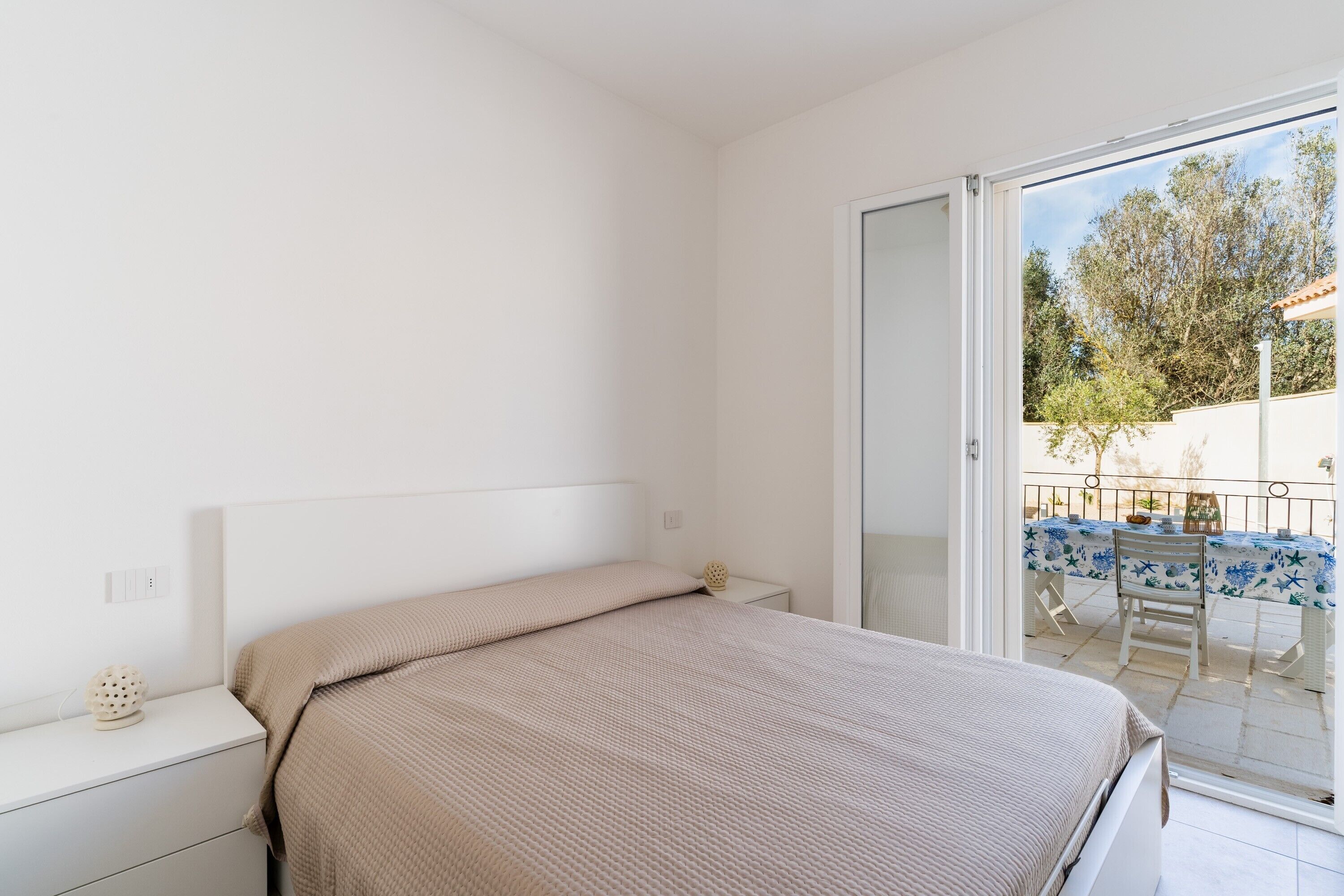 Ferros/tábuas de passar roupa, Wi-Fi, roupa de cama