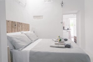 Fer et planche à repasser, Wi-Fi, draps fournis