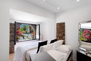 12 bedrooms, WiFi, bed sheets - Villa "Caron Riviera" with Sea View, Wi-Fi, and Air Conditioning (Saint-Raphaël)
