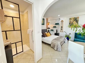 12 slaapkamers, wifi, beddengoed