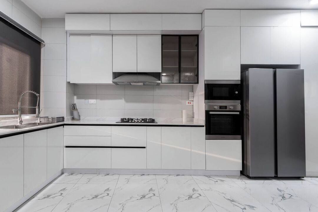 Perhehuoneisto, parveke, kaupunkinäköala | Yksityinen keittiö | Jääkaappi, mikroaaltouuni, uuni, liesi