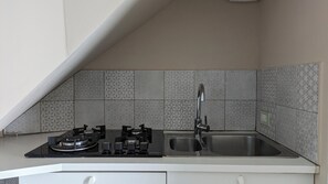 Stovetop - Cozy apartment with a view of Lake Orta. (Piemonte)