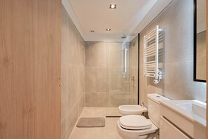 Shower, hair dryer, towels - MOT Rentals + Black Ravignani 1A - 3 pax Loft Palermo Hollywood (Buenos Aires)