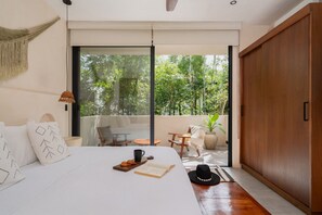2 bedrooms, iron/ironing board, travel cot, WiFi - Stylish 2BR Villa with Private Pools and Easy Access to Tulum Beaches (Tulum)