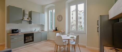 Fridge, microwave, dishwasher, toaster