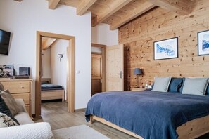 Blackout curtains, free WiFi - Resterhöhe Berggasthaus & Lodge (Mittersill)