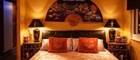 Japanese-style Double Room, Courtyard View | Iron/ironing board, free WiFi