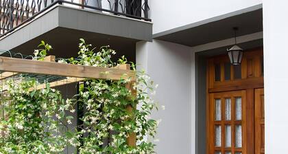 Ca la Rossita in Sant Jaume de Llierca