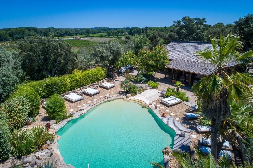 Piscine extérieure (ouverte en saison)