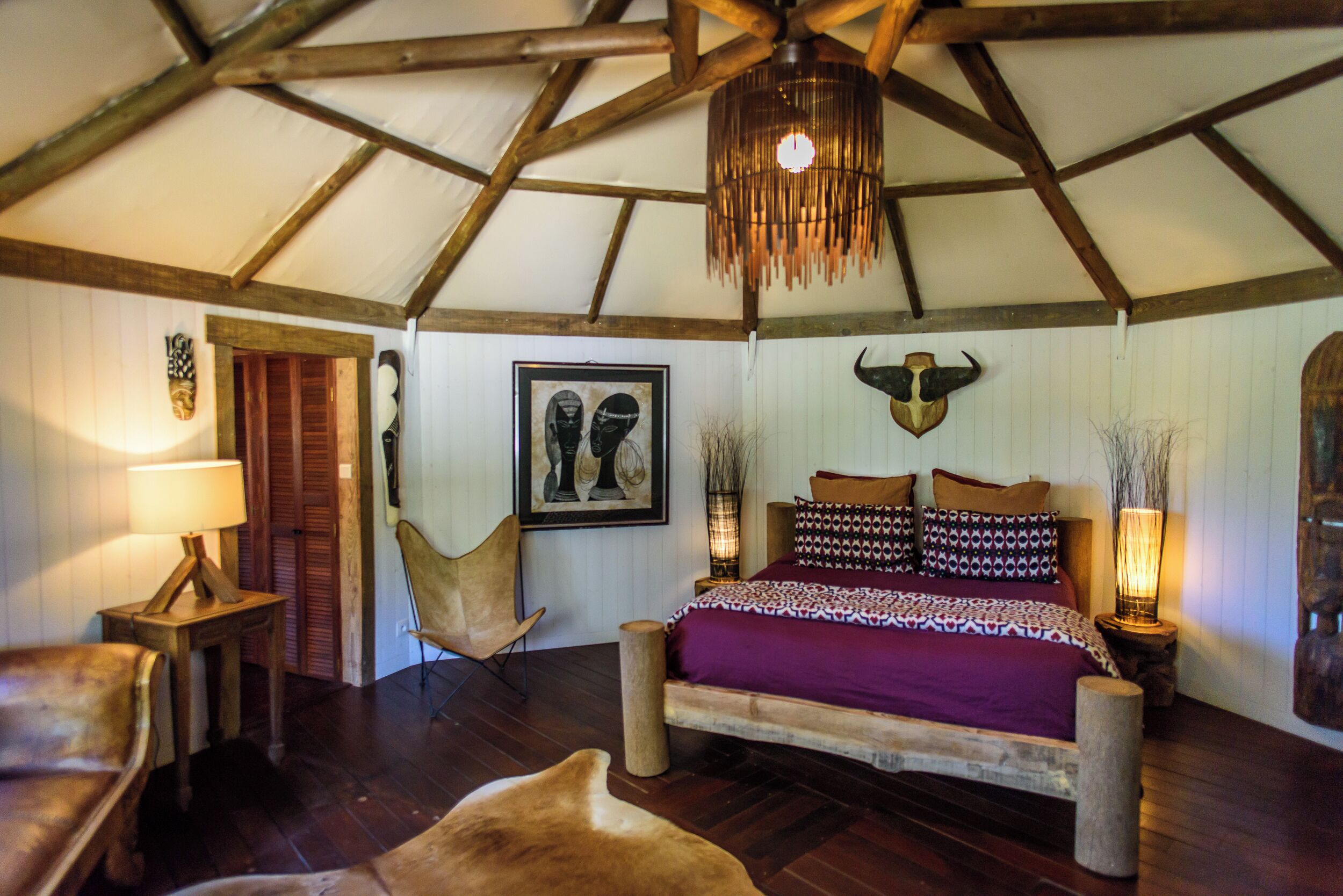 Suite, vista al parque | Tabla de planchar con plancha y wifi gratis 