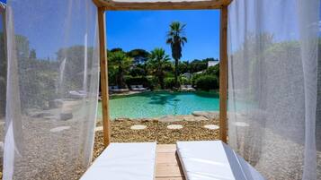 Seasonal outdoor pool