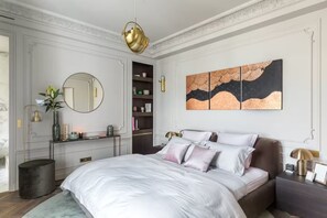2 chambres, fer et planche à repasser, Wi-Fi gratuit, draps fournis