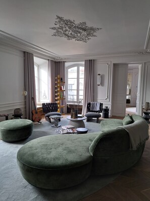 Interior - PLACE VENDÔME. 2-SUITE VENDÔME APARTMENT. PARIS 1st. FRANCE (Paris)