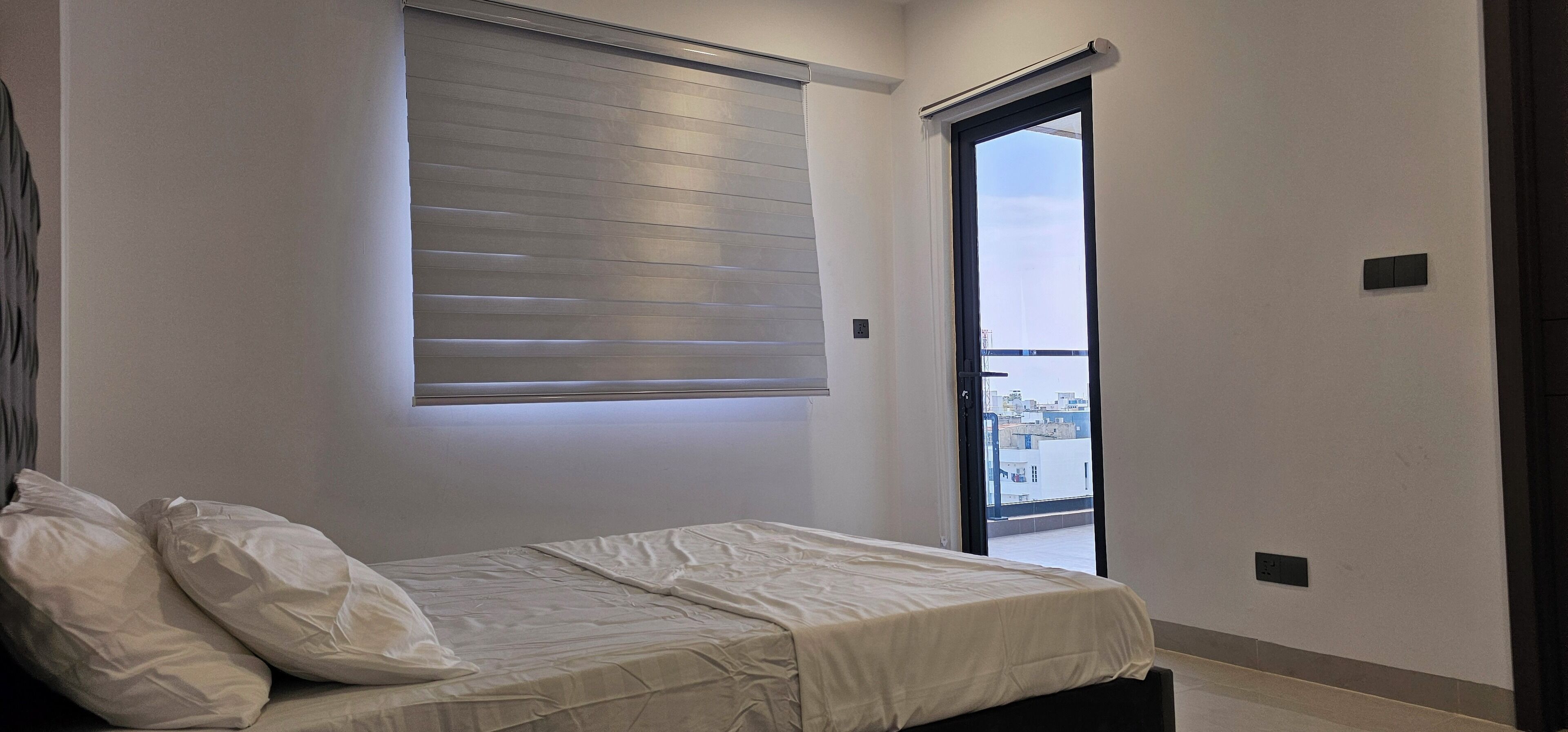 Bügeleisen/Bügelbrett, Internetzugang, Bettwäsche