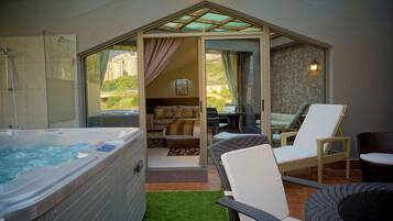 Habitación Elite | Sábanas de algodón egipcio, ropa de cama de alta calidad y minibar