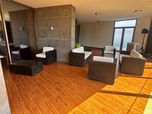 Dobbeltrom – superior, terrasse, hageutsikt | Innvendig