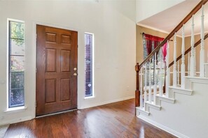Interior - 4-bedroom house in amazing Frisco ISD (Frisco)