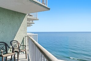 Property grounds - Breaker's Boutique Resort 1857- 2BR/2BA- Pool (Myrtle Beach)