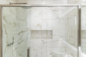 Apartment | Bathroom - Trevi Terrace Apartment (Rome)