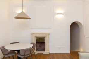 Apartment | Living area - Trevi Terrace Apartment (Rome)