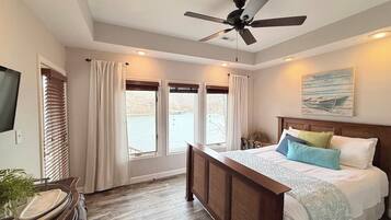 Nhà, nhiều giường, sân hiên (Mimosa Mornings) | 5 phòng ngủ, trang trí khác biệt