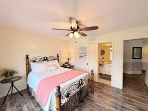 House, Multiple Beds, Patio (Mimosa Mornings) | 5 bedrooms, individually decorated, individually furnished, bed sheets - Mimosa Mornings Home for 12 (Eldon)