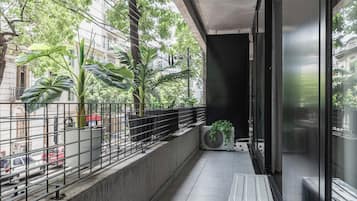 Apartemen Keluarga, pemandangan kota | Halaman properti