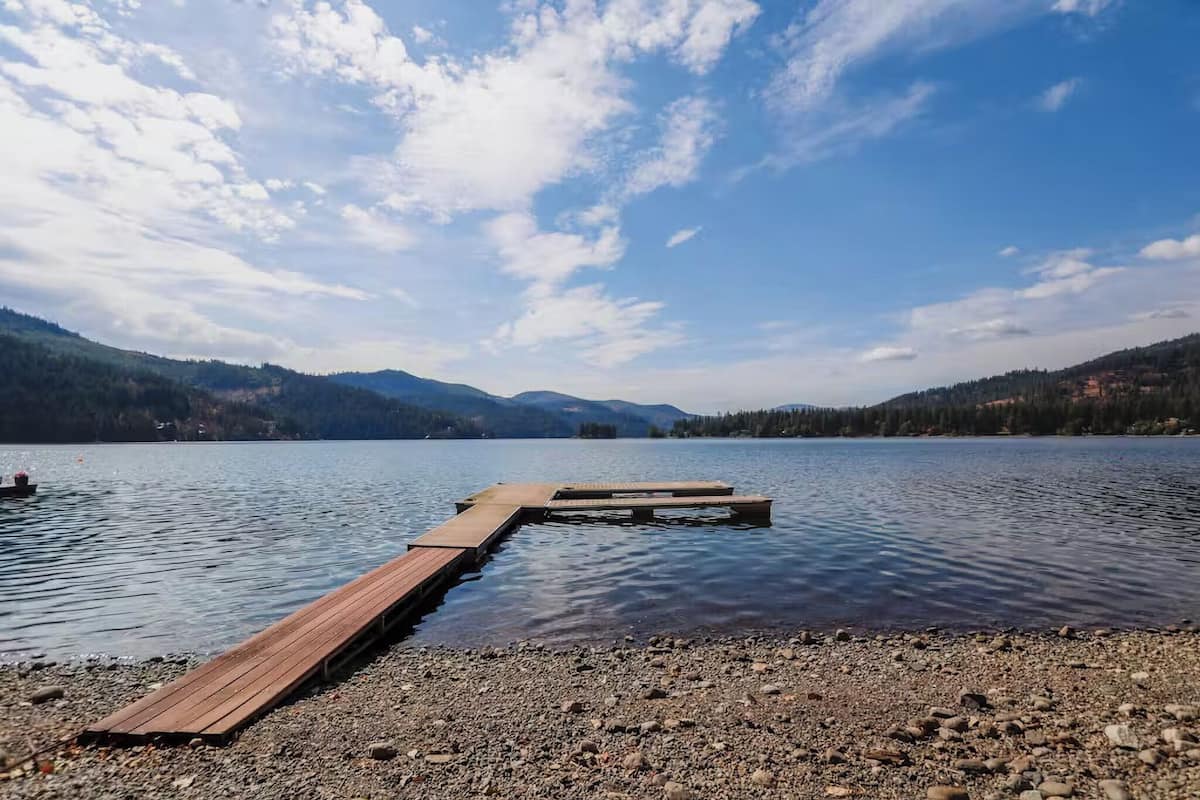 House (2 Bedrooms) | Front of property