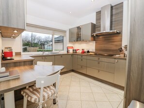 Lavavajillas y utensilios de cocina