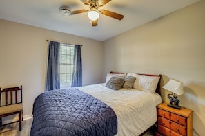 House (4 Bedrooms) | Interior - Family Home w/ Yard - 5 Mi to Jackson State Campus (Jackson)
