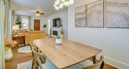 < 1 Mi to Msu! Updated Springfield House w/ Deck