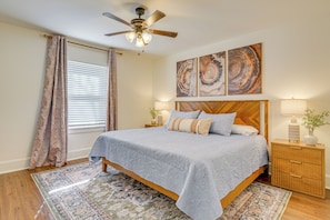 Interior - < 1 Mi to Msu! Updated Springfield House w/ Deck (Springfield)