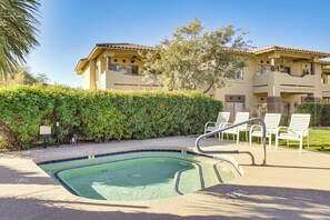 Interior - Snowbird Escape w/ Pool! 4 Mi to Kierland Commons (Scottsdale)