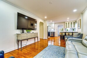 Casa (2 Bedrooms) | Interior