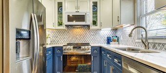 Stay Near Averett & Caesars! Cozy Home w/ Patio