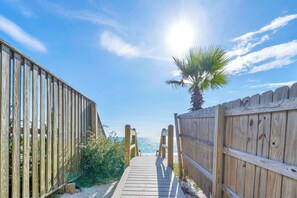 Property grounds - ☀️Balcony | Walk to Beach | 30A | Gulf Place Caribbean 406☀️ (Santa Rosa Beach)