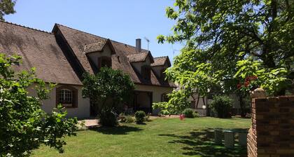 Apartment 'Les Alliots' mit privater Terrasse, Garten und WLAN