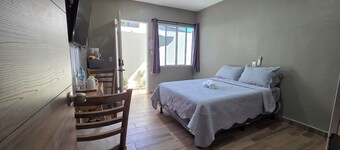 Cozy 1-bedroom hostel "La Posada Cruz " in enchanting Nahuizalco.