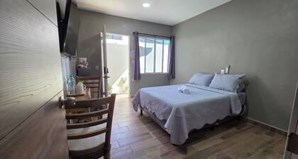 Cozy 1-bedroom hostel "La Posada Cruz " in enchanting Nahuizalco.