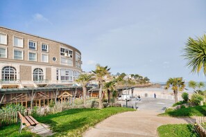 Exterior - Beachfront, apartment in Dinard town centre (Dinard)