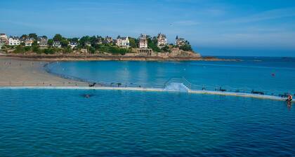 Plage immédiate, appartement centre Dinard