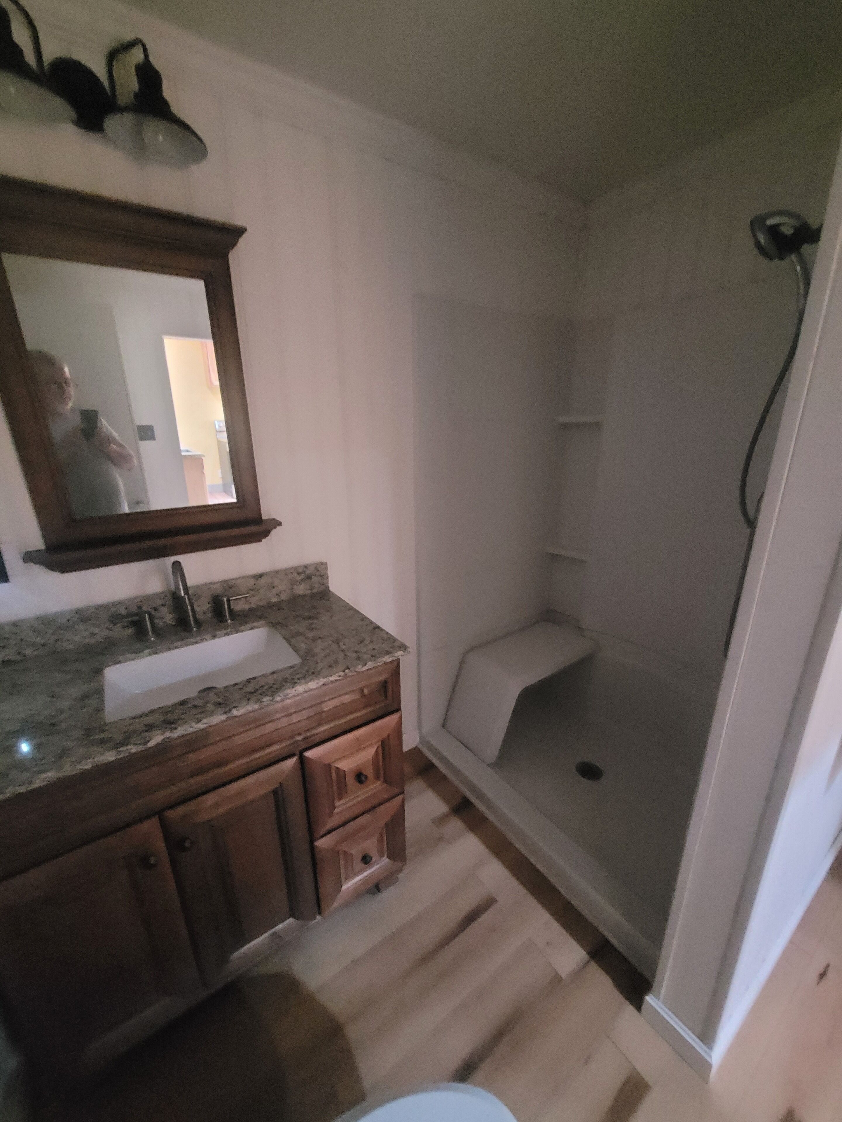 Apartment | Bathroom