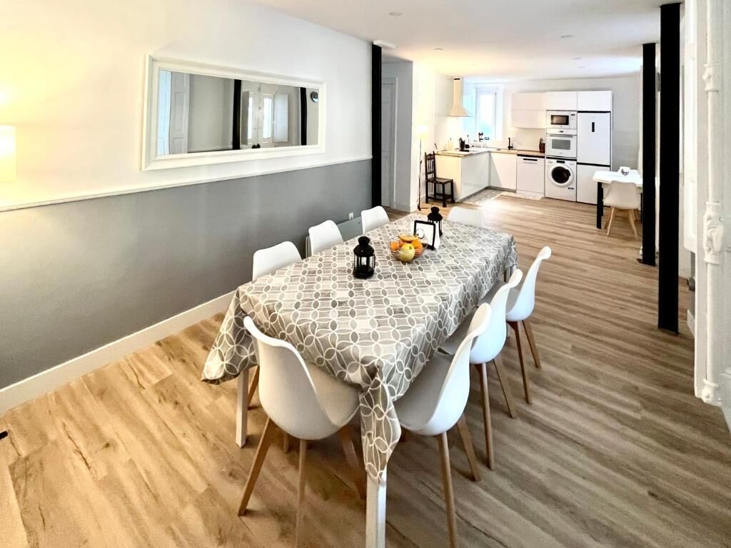 House, Garden View | Dining