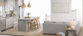 Flyer Cove: 4 Bed/3 Bath Cozy, Lakeside Cottage!