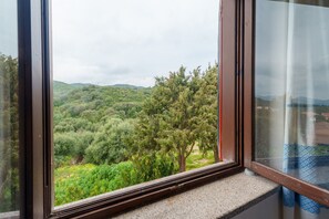 Interior - Vacation Home 'Villa Marisol Agrustos' with Private Terrace, Wi-Fi and Air Conditioning (Budoni)