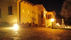 Exterior - Holiday Home 'Villa Smeralda' with Private Terrace and Air Conditioning (Loiri Porto San Paolo)