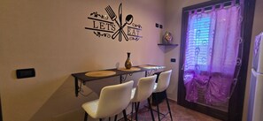 Interior - Holiday Home 'Villa Rubino with Terrace (Loiri Porto San Paolo)