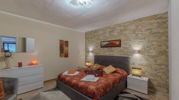 2 sovrum, strykjärn/strykbräda, wi-fi och sängkläder