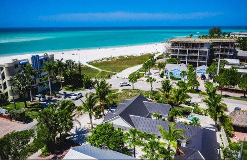 Sugar Sand Cottage – Gulf-View Siesta Key Escape