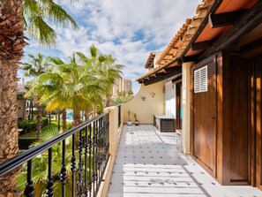 Terrace/patio - Sea&Sun Premium Apartamento (Torrevieja)